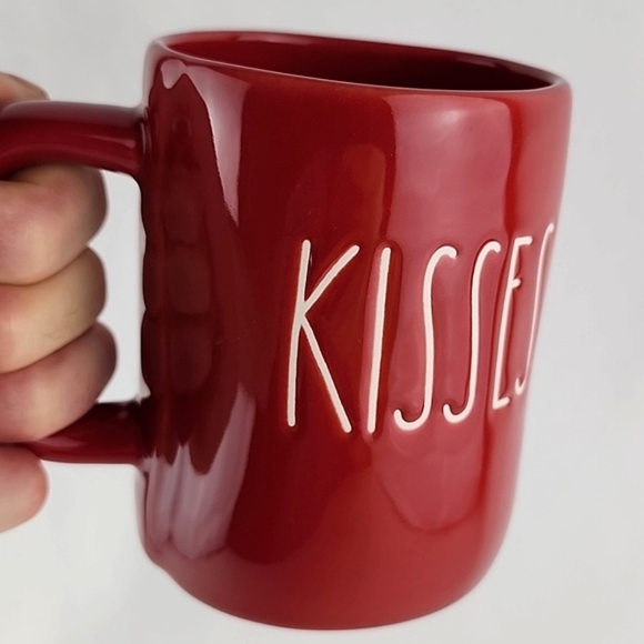 Rae Dunn Glossy Red Coffee Mug Double Sided HUGS KISSES White Large Letters - Picture 6 of 11